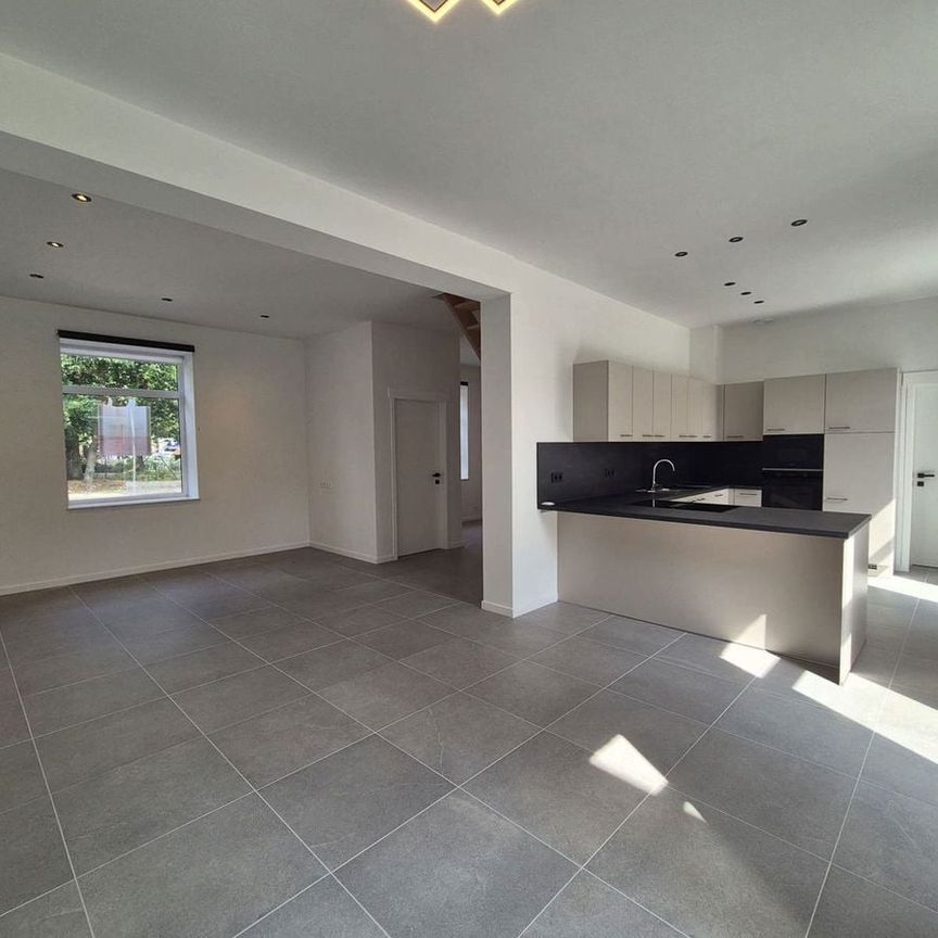 Huis te huur in Lede voor € 1.550 met 5 slaapkamers - foto 1