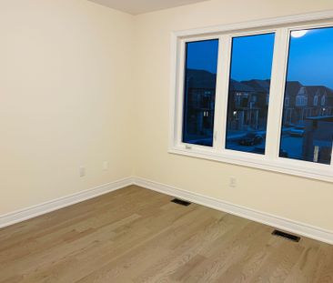 For Lease - 17 Hercules Club Drive, Richmond Hill, Ontario - Photo 2