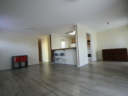 2 Bedroom Unit in Clayton South - Photo 3