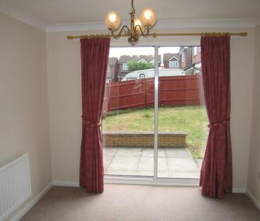 3 bedroom detached house to rent - Photo 1
