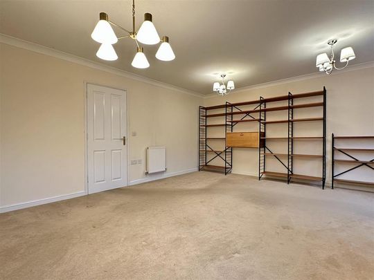 4 bedroom townhouse to rent - Photo 1