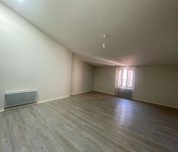 Location Appartement 1 pièce 31m² - Photo 2