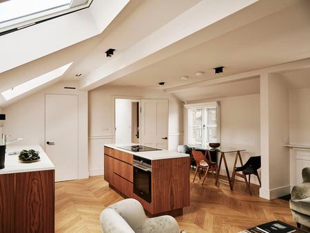 Harley Street - Photo 4