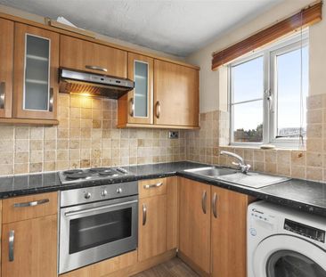 Poets Chase, Aylesbury - Photo 3