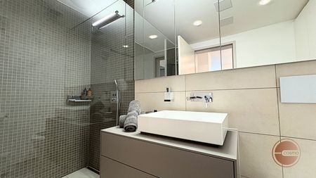 2.5 Zimmer, 85 m², 1. Stock - Photo 2