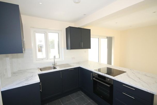 3 bedroom detached house to rent - Photo 1