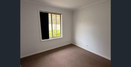 Homely living in gated community - Photo 4