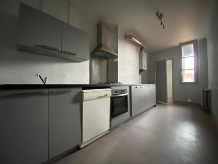 : Appartement 91.84 m² à SAINT ETIENNE - Photo 3