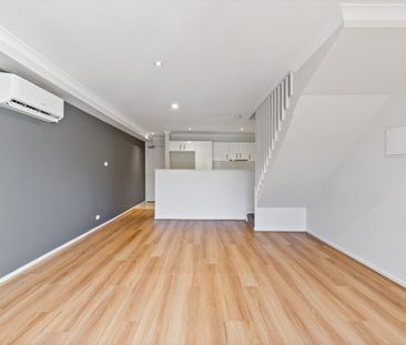 10 Quealy Street, Casey ACT 2913 - House For Rent | Domain - Photo 3