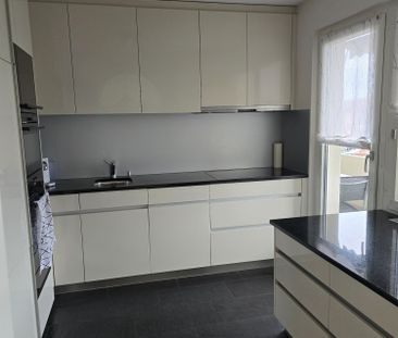 Sonnige 6-Zimmer Wohnung in familiärem, ruhigem Haus - Foto 3