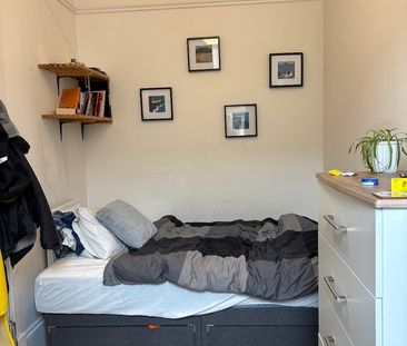 Room in a Shared Flat, Baliol St, G3 - Photo 3