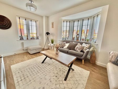 Waxwing Gardens, Nuneaton, CV11 - Photo 2