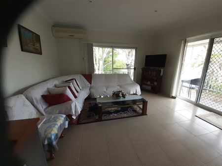 3-bedroom shared duplex, Darlington Drive - Photo 3