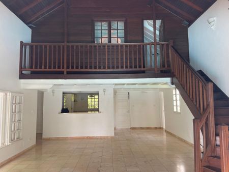 Villa de STANDING A LOUER A DIDIER - Photo 3