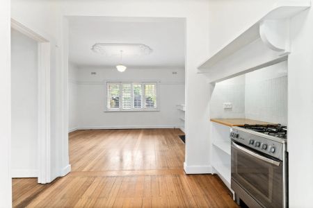 1/1A Williams Road, Prahran. - Photo 3