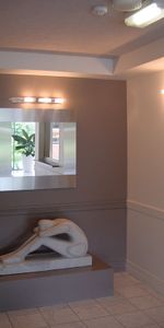 Room to Move. Spacious 142 sqm. 2 bedroom with Spectacular River and Parkland Views. - Photo 4