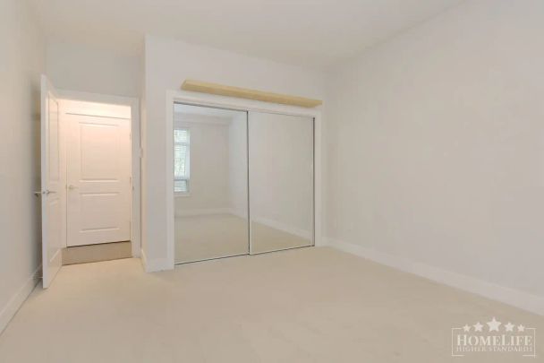 20211 66 Ave — Spacious 2-Bedroom + Den Condo in Elements, Langley - Photo 1