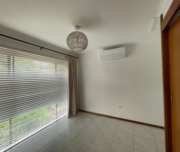 To register & apply for this property, please use this link: https:... - Photo 4