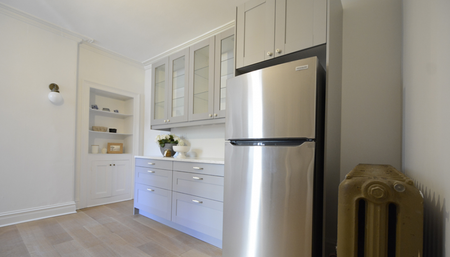 1352 Hollis Street - Photo 2