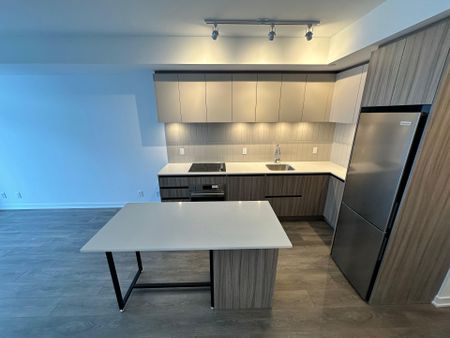 For Lease - 7950 Bathurst Street Unit# 1220, Vaughan, Ontario - Photo 5