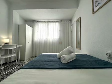 Carrer del Poeta Más i Ros, Valencia, Valencian Community 46022 - Photo 3