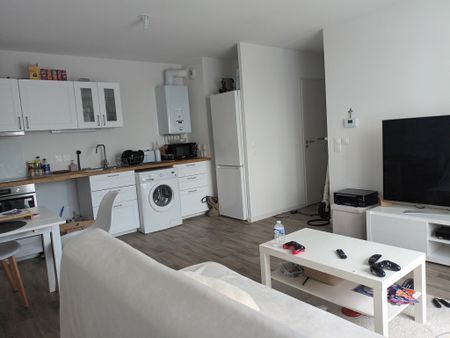 POITIERS EST Proche Facultés T3 de 56.35 m² avec parking - Photo 3