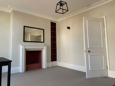 London Road, Cheltenham, GL52 - Photo 2