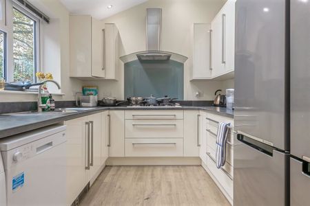 Rothesay Avenue, Nottingham - Photo 2