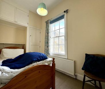 3 bedroom terraced house to rent - Photo 4