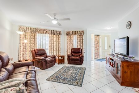 Alambi Court Charm with Endless Space - Photo 4