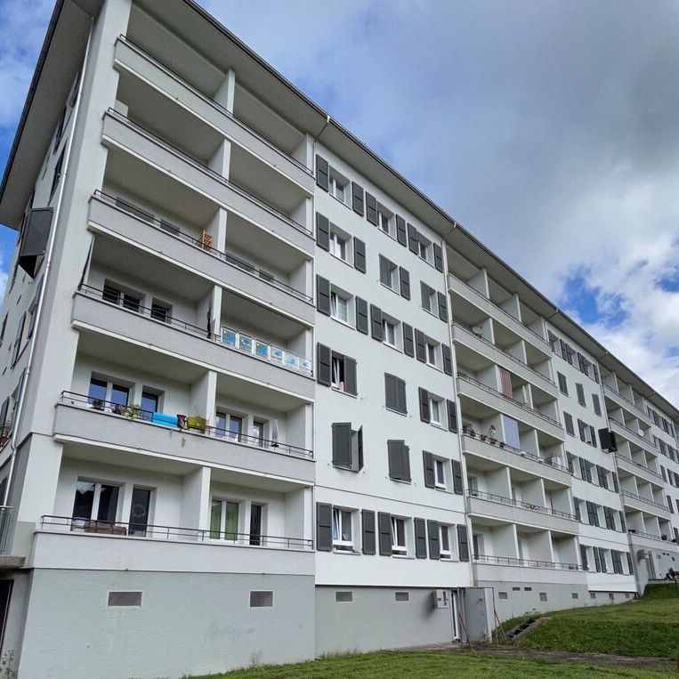 Appartement 4.5 pièces avec balcon - Photo 1