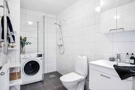 Blomsterkungsvägen, Hässelby - Photo 5