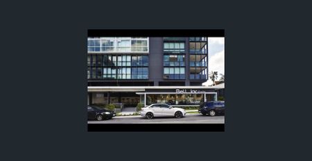 Furnished - 1 bedroom, 1 bathroom + 1 secure car park + 12 month lease - Photo 2