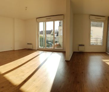 Location Appartement 3 pièces 72m² IVRY SUR SEINE 94200 - Photo 1