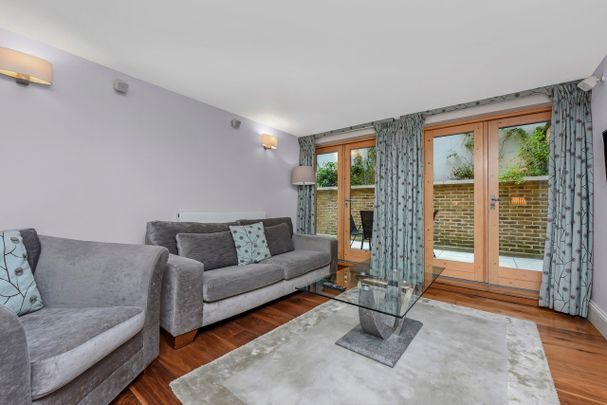 Tavistock Place, London, WC1H - Photo 1