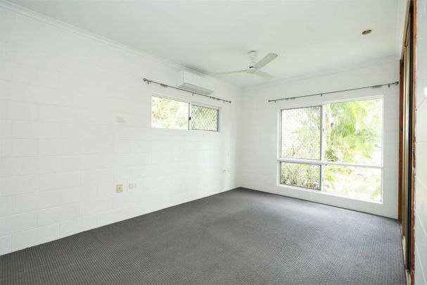 3 Bedroom Fully Airconditioned - Large Garden Shed - Side Access - Photo 1