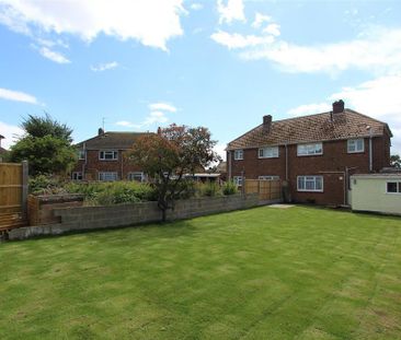 3 bedroom semi-detached house to rent - Photo 6