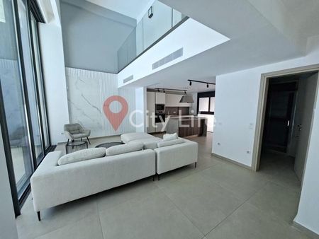 Μεζονέτα για ενοικίαση Πευκάκια (Αγία Παρασκευή) - Φωτογραφία 3