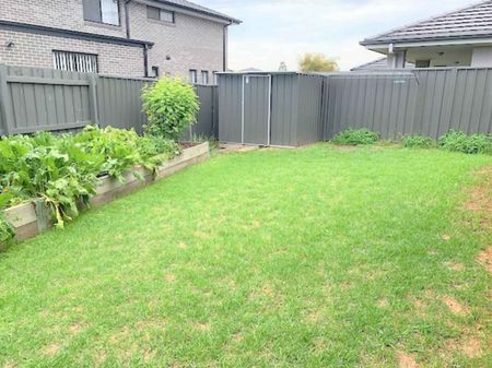Modern 3-Bedroom Family Home - Photo 4