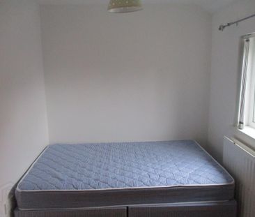 Great Location, 16b Rugby Avenue, Queens Quarter, Belfast, BT7 1RG - Photo 5