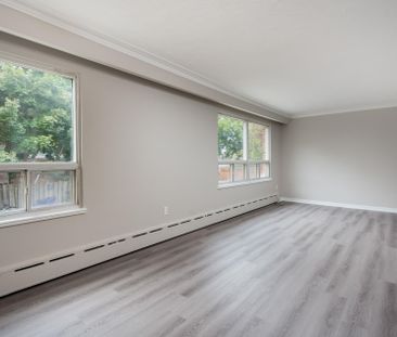 For Lease - 122 Fifth Street Unit# 8, Toronto, Ontario - Photo 1