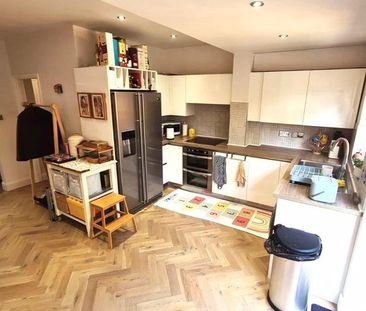 3 bedroom terraced house to rent - Photo 6