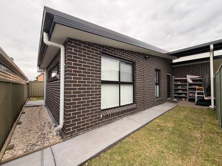 2 Bedroom Granny Flat Ideal For Couples or Singles! - Photo 3