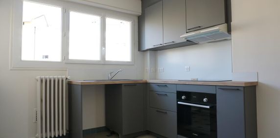 Location Appartement 2 pièces 51m² ANNECY 74000 - Photo 2