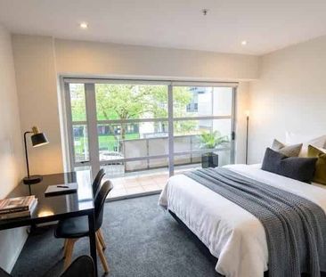 Cute Studio in Metro Apartments - Photo 3