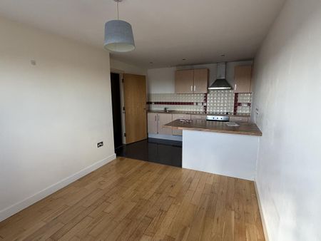2 bedroom apartment to rent - Photo 3