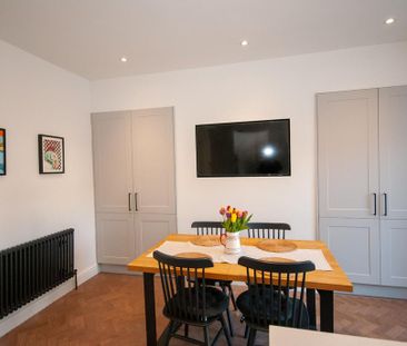 3 bedroom terraced house to rent - Photo 2