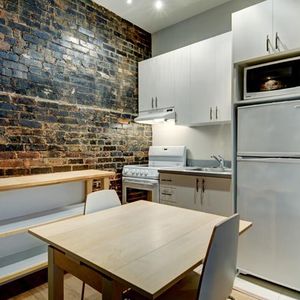 Loft entièrement meublé à louer Saint-Jean-Baptiste octobre 2025 - Photo 2