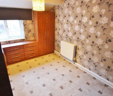 3 bedroom House To Let - Photo 6