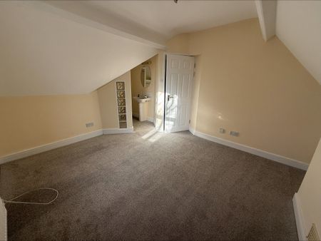 Corporation Road, Grangetown, Cardiff - Photo 5